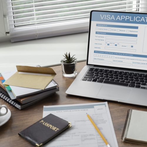 visa-application-form-laptop
